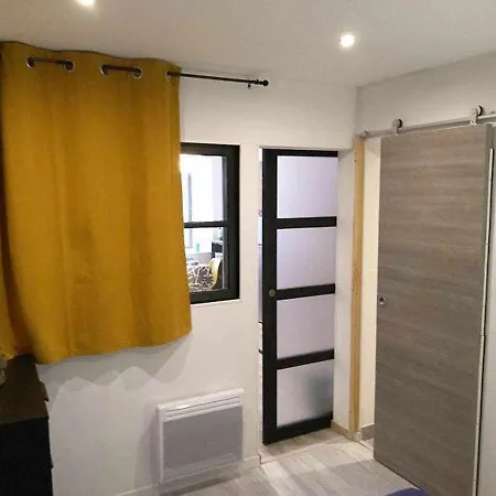 Joli Petit En Centre De Appartement *
